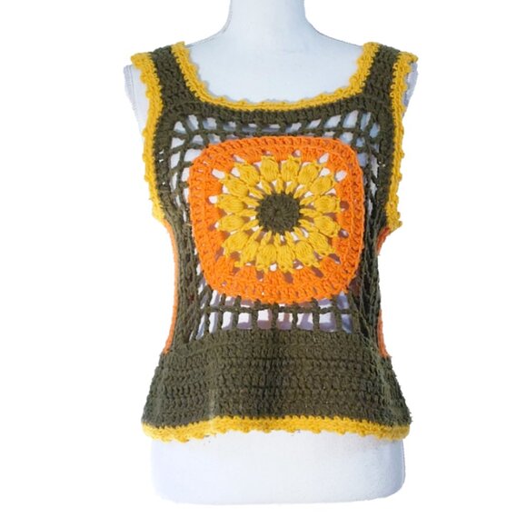 Vintage Tops - Vintage 1970s Crocheted Mandala Sunbeam Granny Circle Tank Handmade